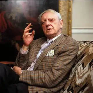 Anthony Burgess'in hayatı, edebi kişiliği ve eserleri