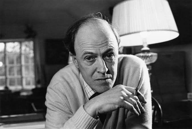 Roald Dahl'in hayatı, edebi kişiliği ve eserleri